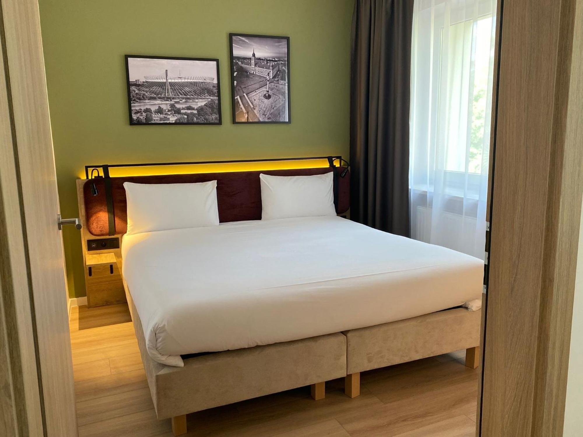 Campanile Polnoc Hotel