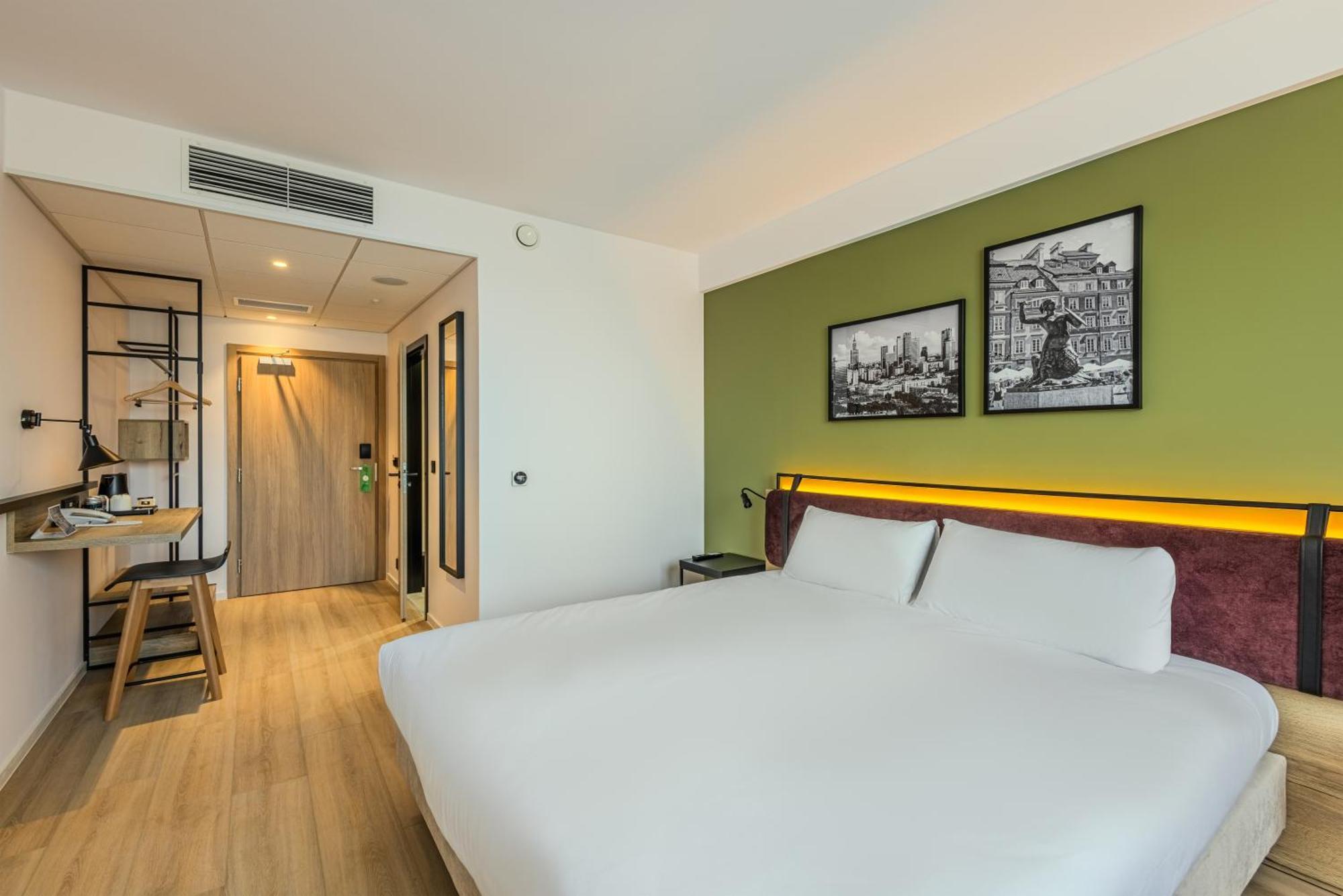 Campanile Polnoc Hotell